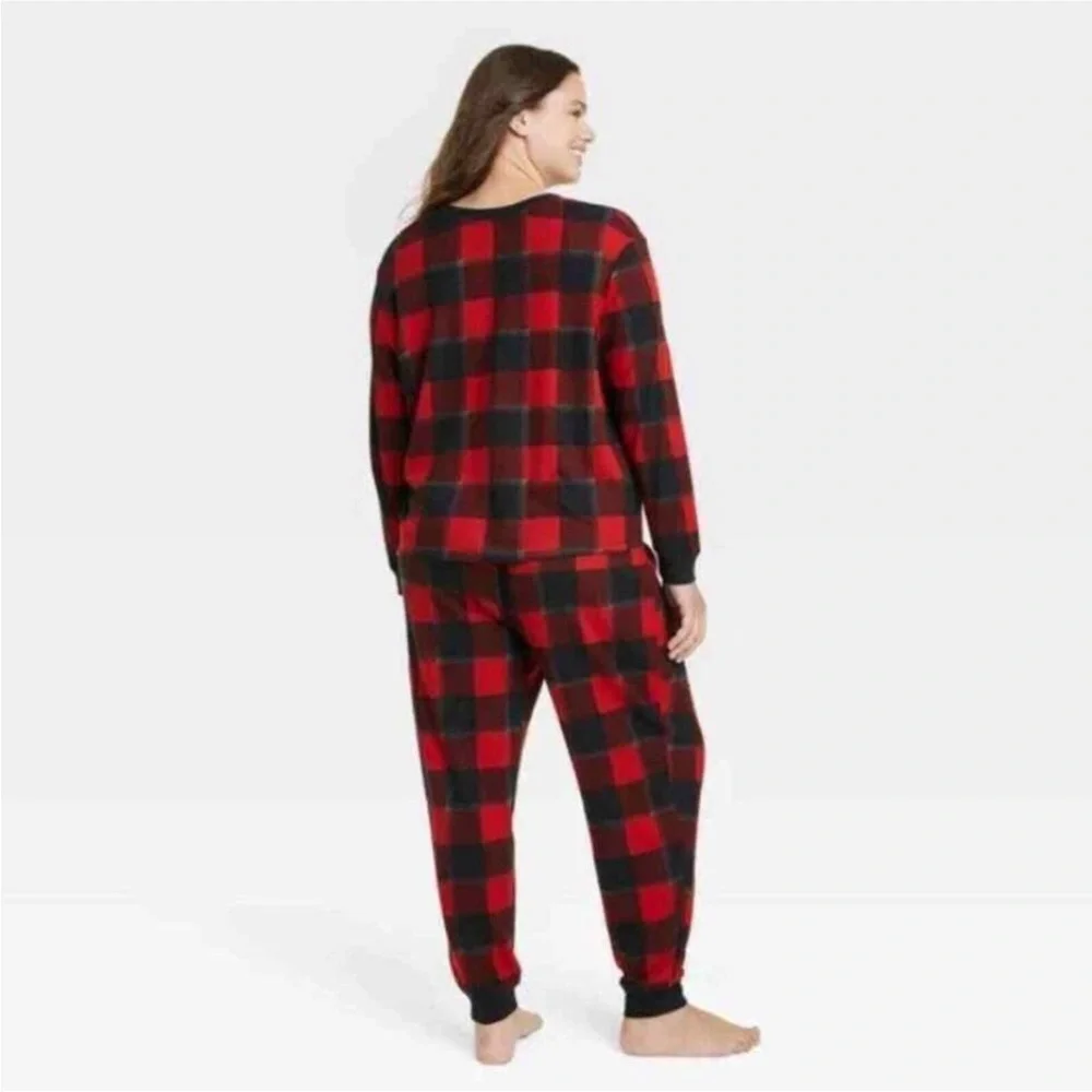NWT Stars Above Thermal Buffalo Check Crewneck Jogger Pajama Set - Picture 2 of 7